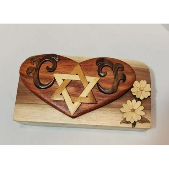 Carver Dan's Handcrafted Wooden Puzzle Box/Trinket Box Star Of David & Florals - Picture 4 of 16